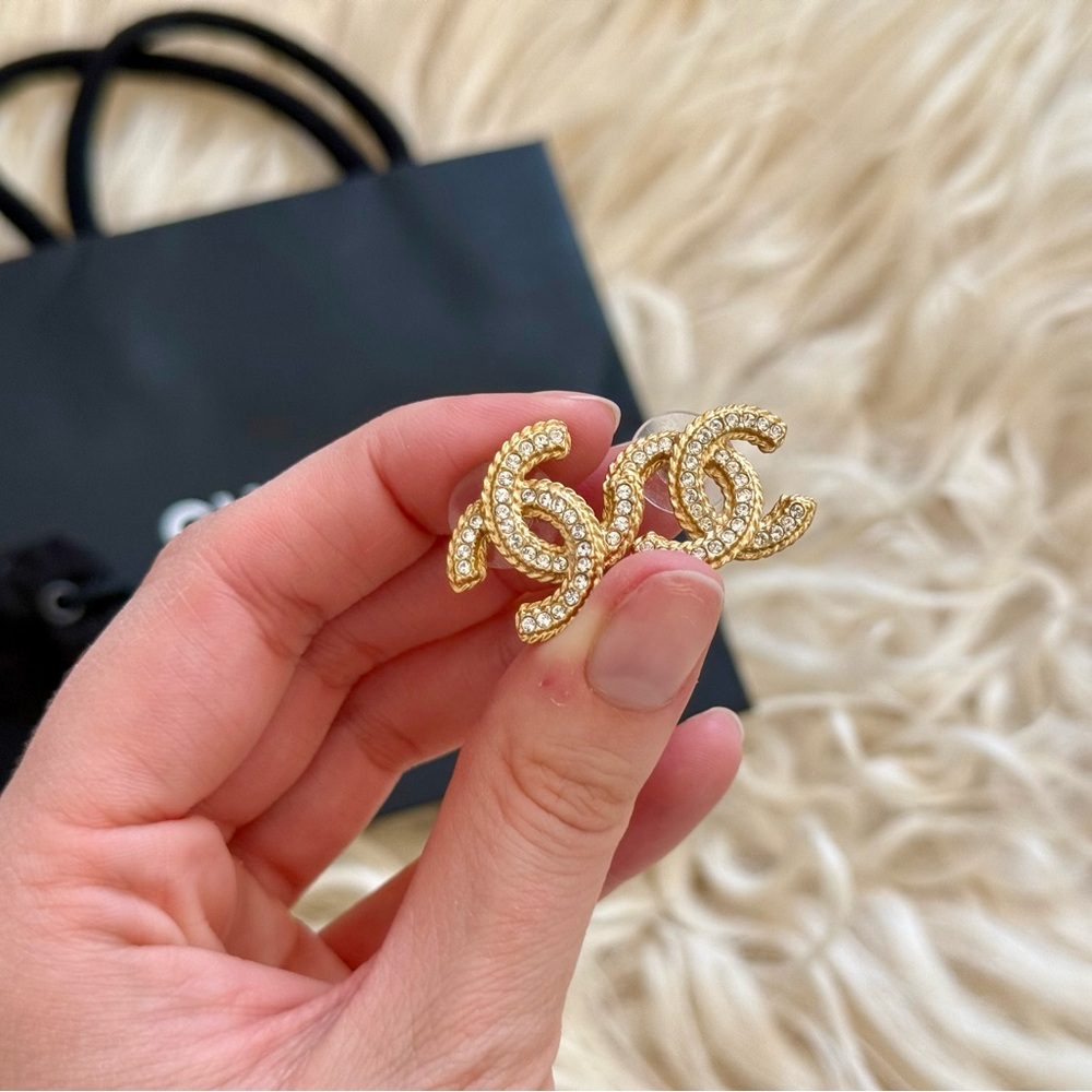 Chanel 2020 Crystal Gold CC Earrings - Picture 2 of 6